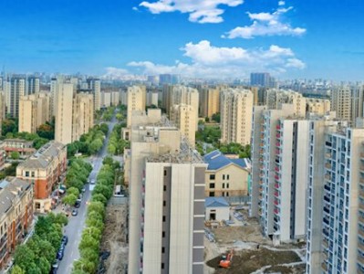 2025年上半年中国楼市：新房与二手房价格冰火两重天？