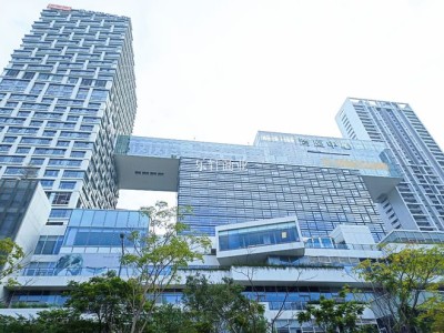 深圳湾厦中心甲级写字楼出租，恒裕滨城旁，地铁2/8号线湾厦站无缝连接，180-2200㎡租赁面积，125元/㎡起
