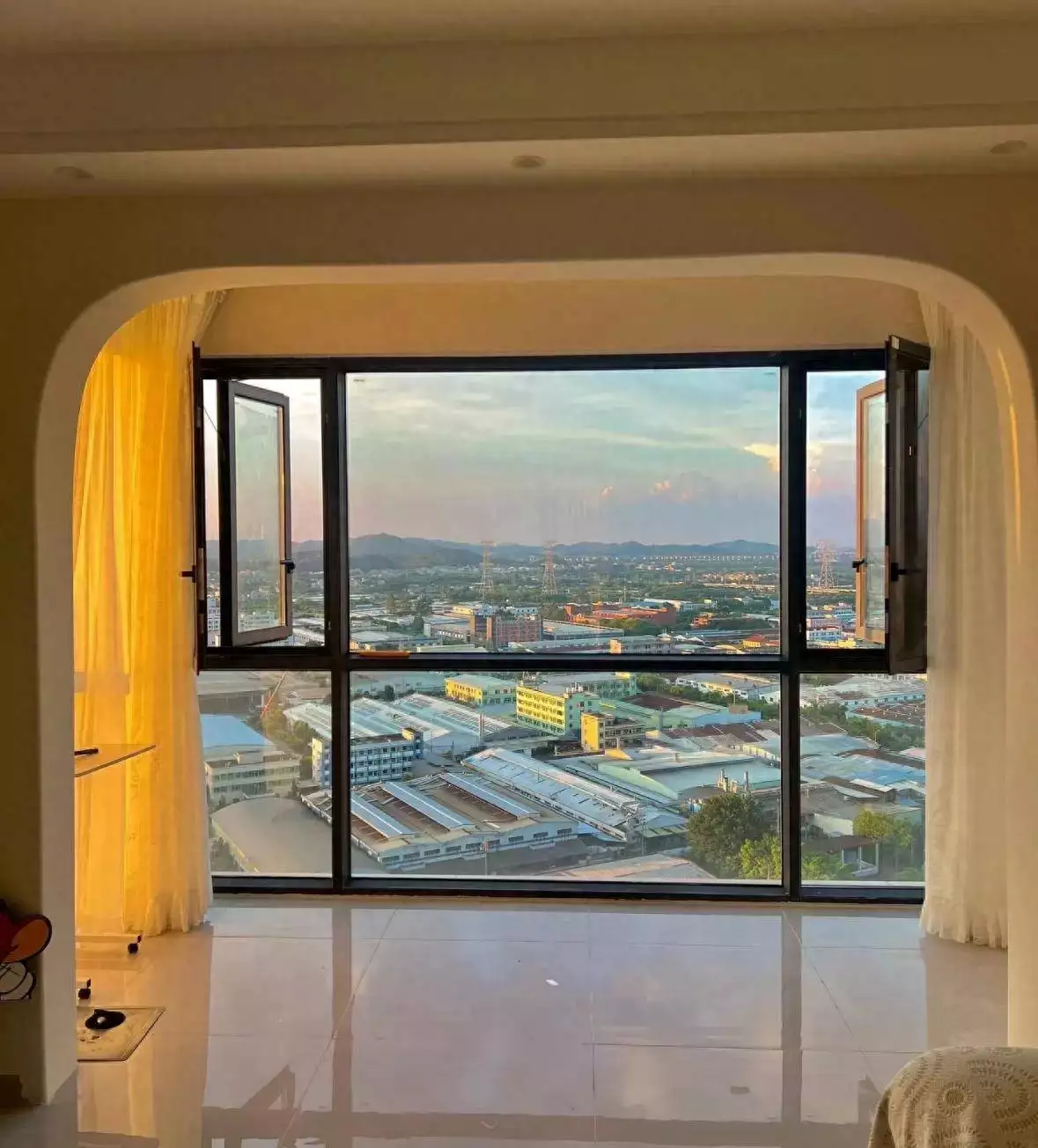 二手房窗户更换建议_封阳台费用_二手房信息